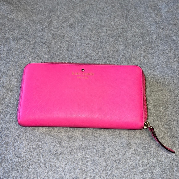 kate spade Handbags - Kate spade zip around wallet